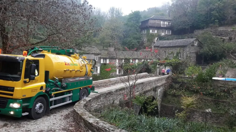 Vidange fosse septique près de Saint-Félix-de-Sorgues